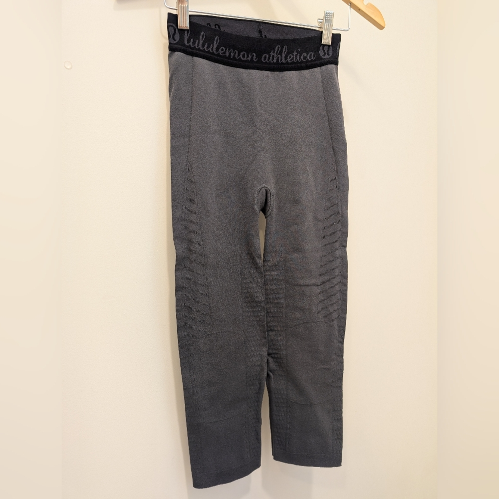 Lululemon Gray Compression Seamless Leggings Women's Size Medium